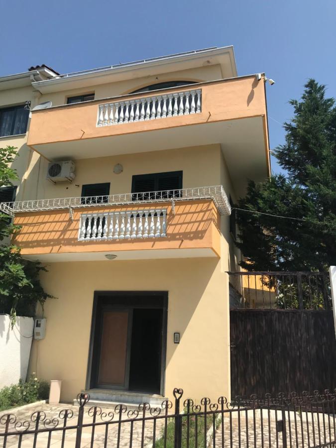Sunrise Guest House Shkodra Exterior foto