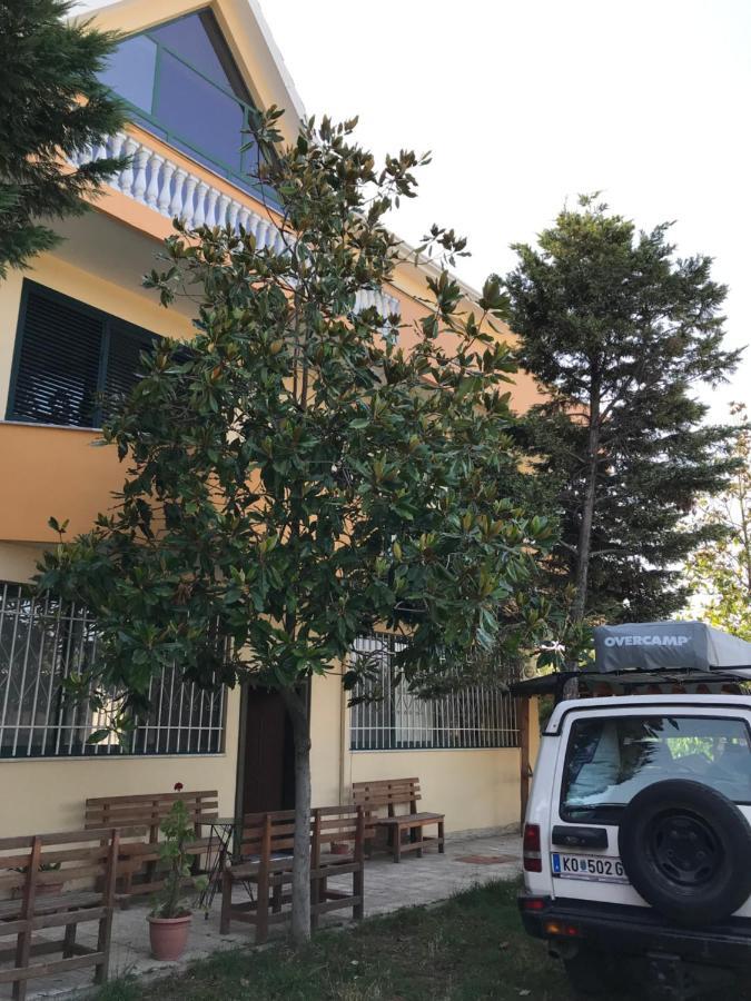 Sunrise Guest House Shkodra Exterior foto