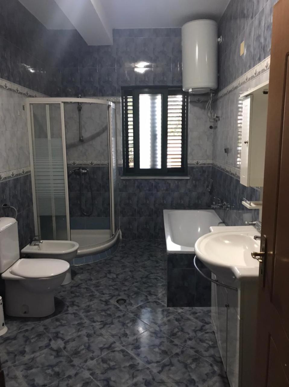 Sunrise Guest House Shkodra Exterior foto
